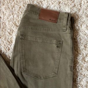 Madewell 9” High Riser Skinny Skinny, Olive, 26
